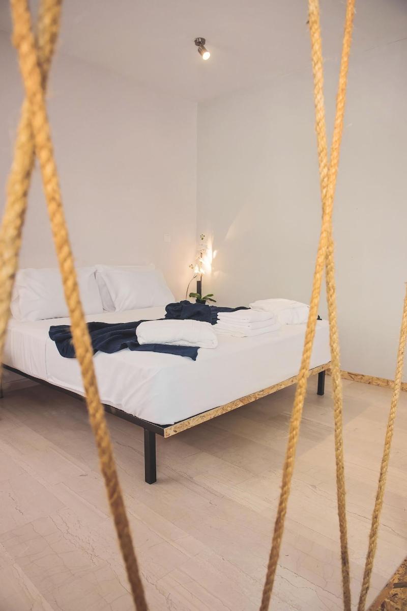 Piraeus Premium Suites Экстерьер фото