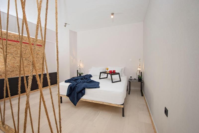 Piraeus Premium Suites Экстерьер фото