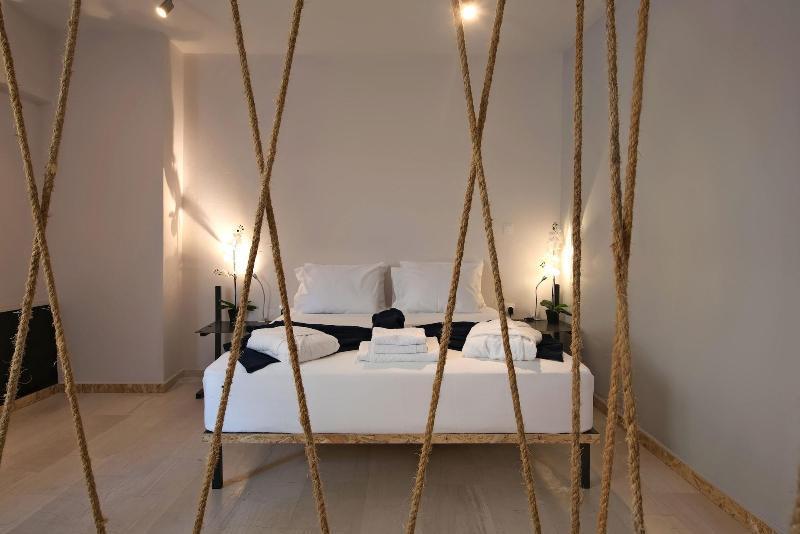 Piraeus Premium Suites Экстерьер фото