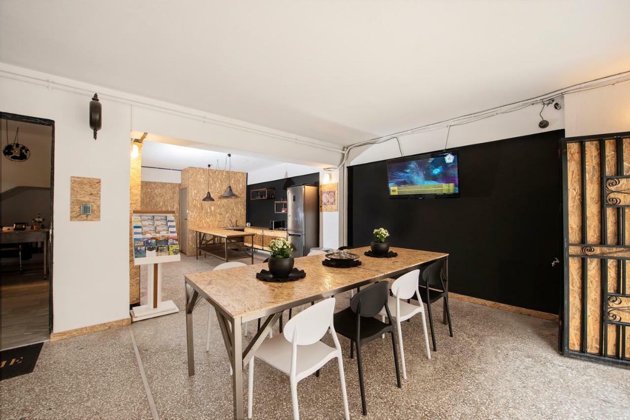 Piraeus Premium Suites Экстерьер фото